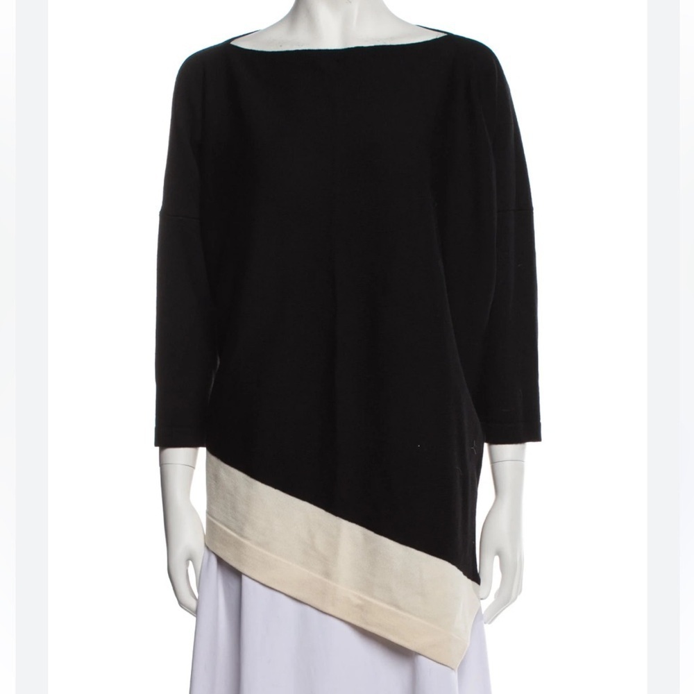 St. John Boat Neckline Wool Asymmetrical Sweater Size SP
